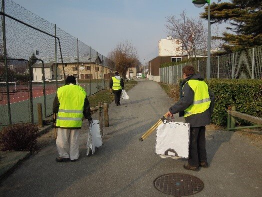 15 Janvier – Ramassage extérieur avec le SERAT