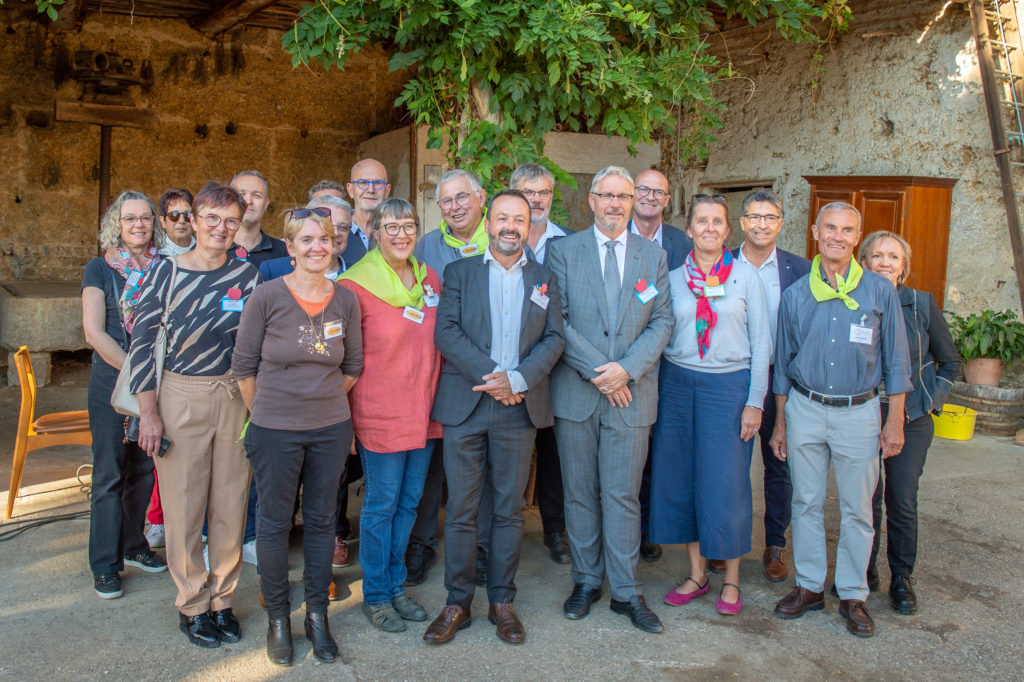 élus à l'inauguration du SAJ Bercail Paysan